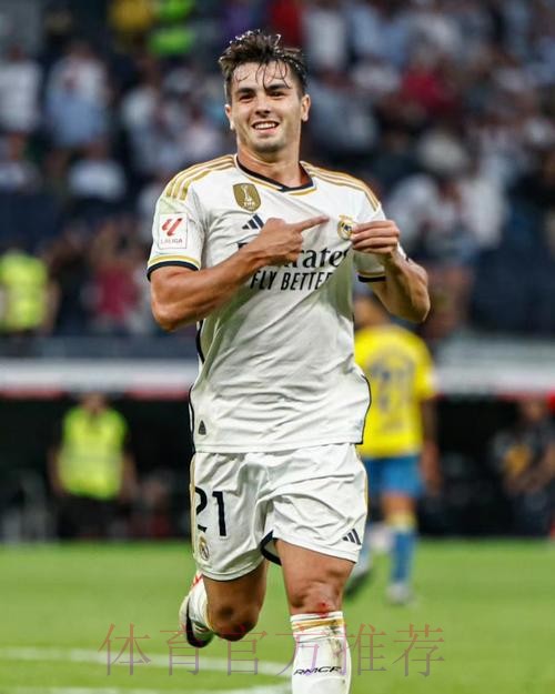 迪马:米兰将续租迪亚斯两年 皇马加入回购条款 迪马:米兰将续租迪亚斯两年 皇马加入回购条款