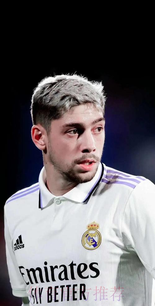 记者:巴尔韦德将会随皇马前往利物浦 阿扎尔不会