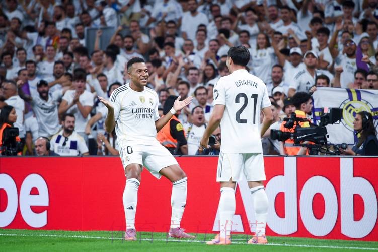 皇家马德里本赛季在西甲落后情况下抢下10分 皇家马德里本赛季在西甲落后情况下抢下10分