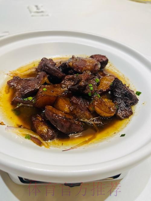 冲冠遇私房菜皇马起筷 冲冠遇私房菜皇马起筷